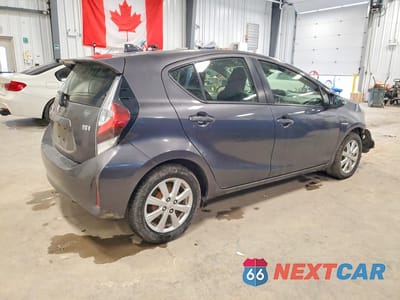 Trzecie zdjęcie samochodu z tyłu: 2018 TOYOTA PRIUS C 5DR VIN:JTDKDTB33J1617880 - miniatura