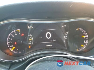 Zdjęcie 9 z 13 samochodu: 2021 JEEP GRAND CHEROKEE LIMITED VIN:1C4RJFBG7MC501232 - miniatura