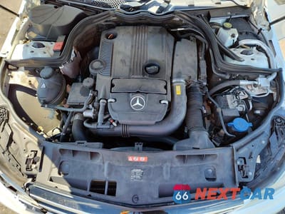 Zdjęcie 11 z 12 samochodu: 2014 MERCEDES-BENZ C 250 VIN:WDDGF4HB9EG215990 - miniatura