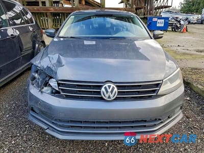 Piąte zdjęcie samochodu w środku: 2015 VOLKSWAGEN JETTA SE VIN:3VWD07AJ4FM341597 - miniatura