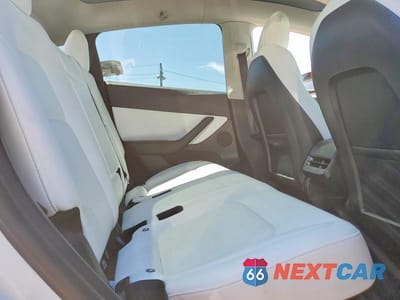 Zdjęcie 11 z 14 samochodu: 2022 TESLA MODEL Y VIN:7SAYGDEF0NF397305 - miniatura