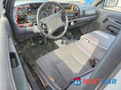 Zdjęcie 8 z 12 samochodu: 2000 DODGE RAM 1500 VIN:1B7HC13Y7YJ107084 - miniatura