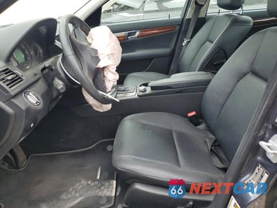 Zdjęcie 7 z 12 samochodu: 2008 MERCEDES-BENZ C 300 VIN:WDDGF54X28F152510 - miniatura