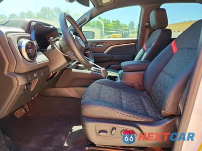 Zdjęcie 7 z 12 samochodu: 2023 CHEVROLET COLORADO Z71 VIN:1GCPTDEK6P1131896 - miniatura