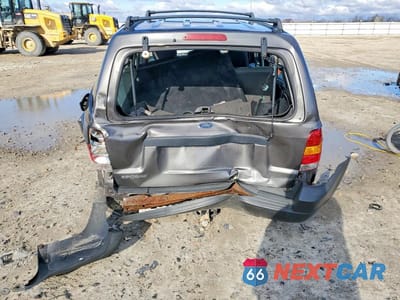 Zdjęcie 6 z 12 samochodu: 2004 FORD ESCAPE XLS VIN:1FMYU92174KB40246 - miniatura