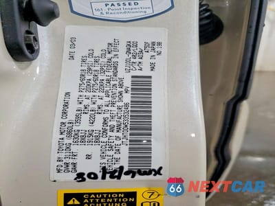 Zdjęcie 12 z 12 samochodu: 2003 LEXUS LX 470 BASE VIN:JTJHT00W533532486 - miniatura
