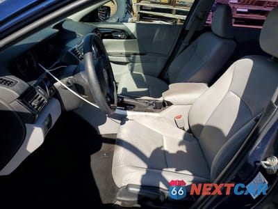 Zdjęcie 7 z 12 samochodu: 2017 HONDA ACCORD LX VIN:1HGCR2F31HA233182 - miniatura