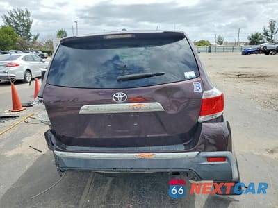 Zdjęcie 6 z 12 samochodu: 2012 TOYOTA HIGHLANDER BASE VIN:5TDZA3EH1CS017704 - miniatura