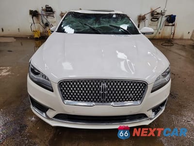 Piąte zdjęcie samochodu w środku: 2020 LINCOLN MKZ RESERVE VIN:3LN6L5F94LR615185 - miniatura