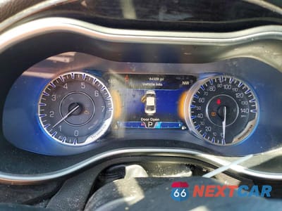 Zdjęcie 9 z 13 samochodu: 2015 CHRYSLER 200 C VIN:1C3CCCCG5FN519866 - miniatura
