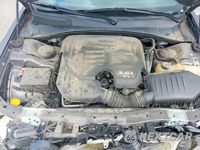 Zdjęcie 11 z 13 samochodu: 2018 CHRYSLER 300 S VIN:2C3CCABG4JH266305 - miniatura