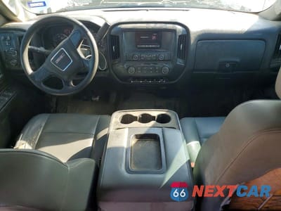 Zdjęcie 8 z 12 samochodu: 2015 GMC SIERRA C3500 VIN:1GD411C86FF151058 - miniatura
