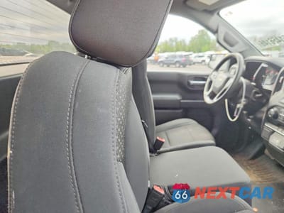 Zdjęcie 10 z 13 samochodu: 2021 CHEVROLET SILVERADO C1500 VIN:3GCNWAEH2MG184531 - miniatura