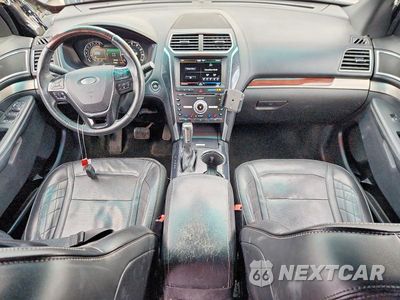 Zdjęcie 8 z 13 samochodu: 2016 FORD EXPLORER PLATINUM VIN:1FM5K8HT2GGC03319 - miniatura
