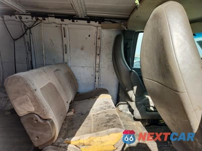 Zdjęcie 10 z 12 samochodu: 2013 GMC SAVANA G1500 VIN:1GTS7AFX6D1153397 - miniatura