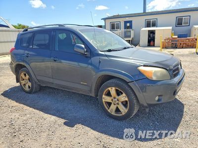 Czwarte zdjęcie samochodu z boku: 2006 TOYOTA RAV4 SPORT VIN:JTMBD32V466007921 - miniatura