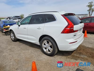 Drugie zdjęcie samochodu z przodu: 2022 VOLVO XC60 B5 MOMENTUM VIN:YV4L12RK4N1050893 - miniatura