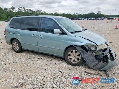 Czwarte zdjęcie samochodu z boku: 2004 HONDA ODYSSEY EX VIN:5FNRL18674B056361 - miniatura