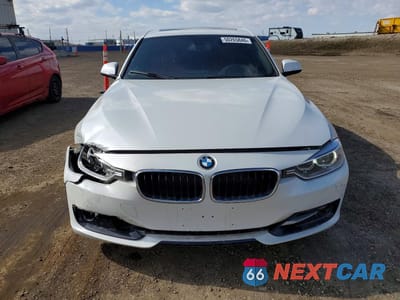 Piąte zdjęcie samochodu w środku: 2012 BMW 328 I VIN:WBA3A5C53CF349554 - miniatura