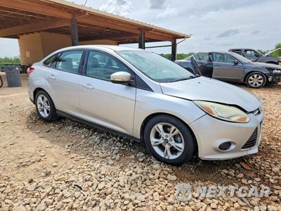 Czwarte zdjęcie samochodu z boku: 2014 FORD FOCUS SE VIN:1FADP3F26EL410210 - miniatura
