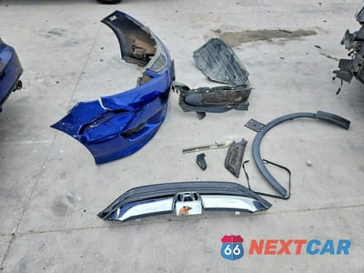 Zdjęcie 12 z 13 samochodu: 2009 HONDA FIT SPORT VIN:JHMGE88609S060187 - miniatura