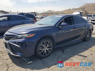 2022 TOYOTA CAMRY SE 4T1G11AK9NU624988 - główne zdjęcie licytacji z USA - miniatura
