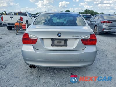 Zdjęcie 6 z 11 samochodu: 2006 BMW 325 I VIN:WBAVB13536PT08595 - miniatura