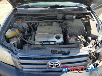 Zdjęcie 12 z 13 samochodu: 2004 TOYOTA HIGHLANDER LIMITED VIN:JTEEP21A540023649 - miniatura