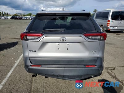 Zdjęcie 6 z 13 samochodu: 2019 TOYOTA RAV4 XLE PREMIUM VIN:2T3A1RFVXKW001969 - miniatura