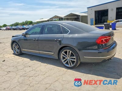 Drugie zdjęcie samochodu z przodu: 2016 VOLKSWAGEN PASSAT VIN:1VWAT7A39GC061821 - miniatura