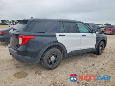 Trzecie zdjęcie samochodu z tyłu: 2020 FORD EXPLORER POLICE INTERCEPTOR VIN:1FM5K8AB0LGB85074 - miniatura