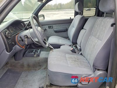 Zdjęcie 7 z 11 samochodu: 2000 TOYOTA TACOMA BASE VIN:5TEVL52N0YZ706397 - miniatura