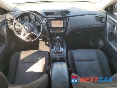 Zdjęcie 8 z 12 samochodu: 2019 NISSAN ROGUE SV VIN:JN8AT2MTXKW263483 - miniatura