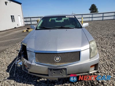 Piąte zdjęcie samochodu w środku: 2005 CADILLAC CTS HI FEATURE V6 VIN:1G6DP567050171310 - miniatura