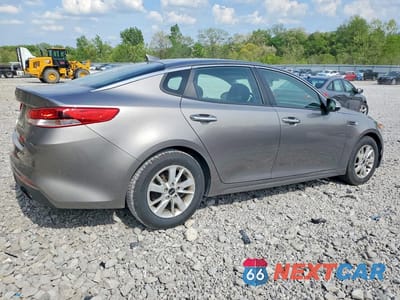 Trzecie zdjęcie samochodu z tyłu: 2018 KIA OPTIMA LX VIN:5XXGT4L32JG204754 - miniatura