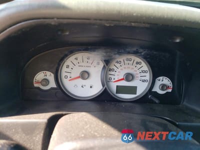 Zdjęcie 9 z 13 samochodu: 2005 FORD ESCAPE XLS VIN:1FMYU02Z75KC90439 - miniatura