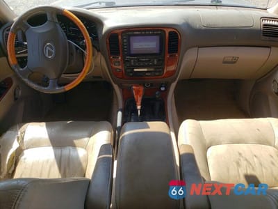 Zdjęcie 8 z 13 samochodu: 2002 LEXUS LX 470 BASE VIN:JTJHT00W023516940 - miniatura