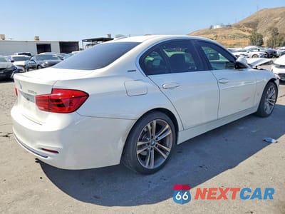 Trzecie zdjęcie samochodu z tyłu: 2018 BMW 330E VIN:WBA8E1C5XJA756607 - miniatura