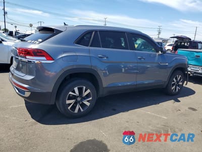 Trzecie zdjęcie samochodu z tyłu: 2022 VOLKSWAGEN ATLAS CROSS SPORT SE VIN:1V2DC2CA2NC216607 - miniatura