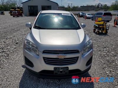 Piąte zdjęcie samochodu w środku: 2016 CHEVROLET TRAX LS VIN:3GNCJNSB0GL280545 - miniatura