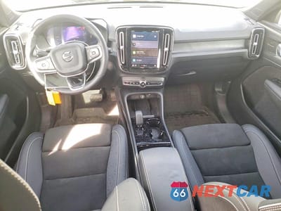 Zdjęcie 8 z 13 samochodu: 2023 VOLVO XC40 RECHARGE ULTIMATE VIN:YV4ED3UM6P2082188 - miniatura