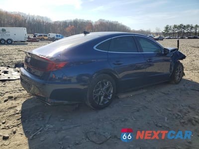 Trzecie zdjęcie samochodu z tyłu: 2021 HYUNDAI SONATA SEL VIN:5NPEF4JA7MH091960 - miniatura