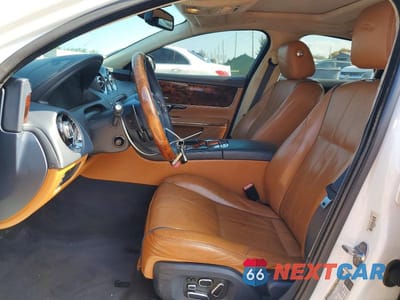 Zdjęcie 7 z 12 samochodu: 2014 JAGUAR XJ VIN:SAJWA1CZ0E8V71540 - miniatura