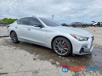 Czwarte zdjęcie samochodu z boku: 2020 INFINITI Q50 RED SPORT 400 VIN:JN1FV7AR5LM660102 - miniatura