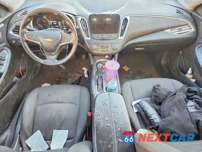 Zdjęcie 8 z 12 samochodu: 2016 CHEVROLET MALIBU LT VIN:1G1ZE5ST0GF316799 - miniatura
