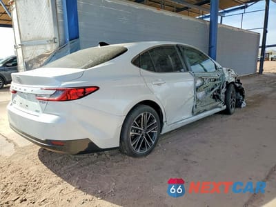 Trzecie zdjęcie samochodu z tyłu: 2025 TOYOTA CAMRY XLE VIN:4T1DBADK6SU030849 - miniatura