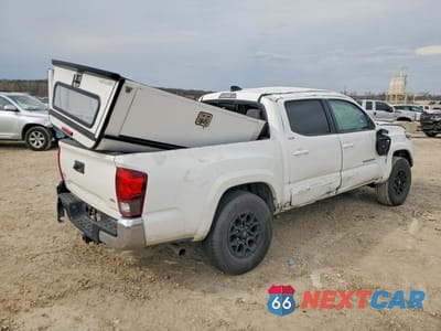 Trzecie zdjęcie samochodu z tyłu: 2021 TOYOTA TACOMA SR5 V6 VIN:3TMCZ5AN3MM374051 - miniatura