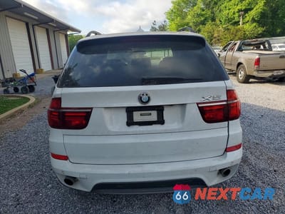 Zdjęcie 6 z 11 samochodu: 2013 BMW X5 XDRIVE35I VIN:5UXZV4C58D0E10527 - miniatura