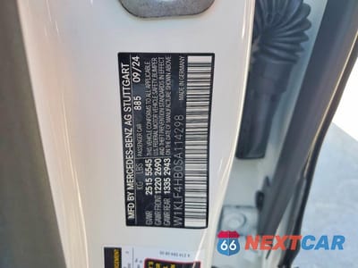 Zdjęcie 12 z 12 samochodu: 2025 MERCEDES-BENZ E 350 4MATIC VIN:W1KLF4HB0SA114298 - miniatura