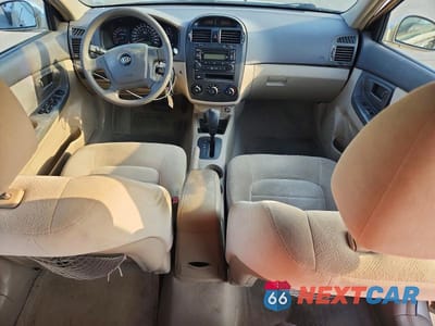Zdjęcie 8 z 12 samochodu: 2006 KIA SPECTRA EX VIN:KNAFE121865281965 - miniatura